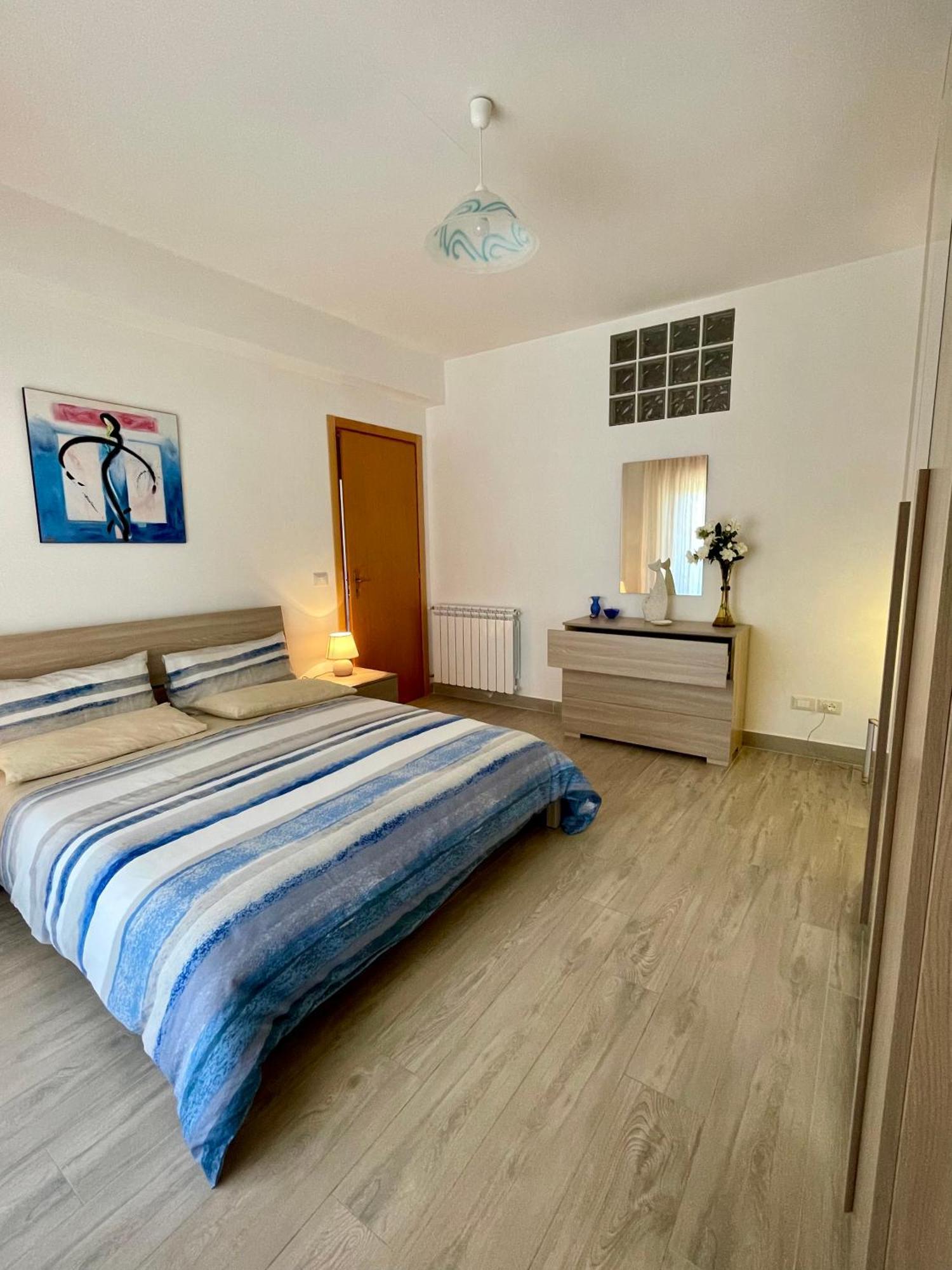 Vistamare Apartments Reggio di Calabria Ngoại thất bức ảnh