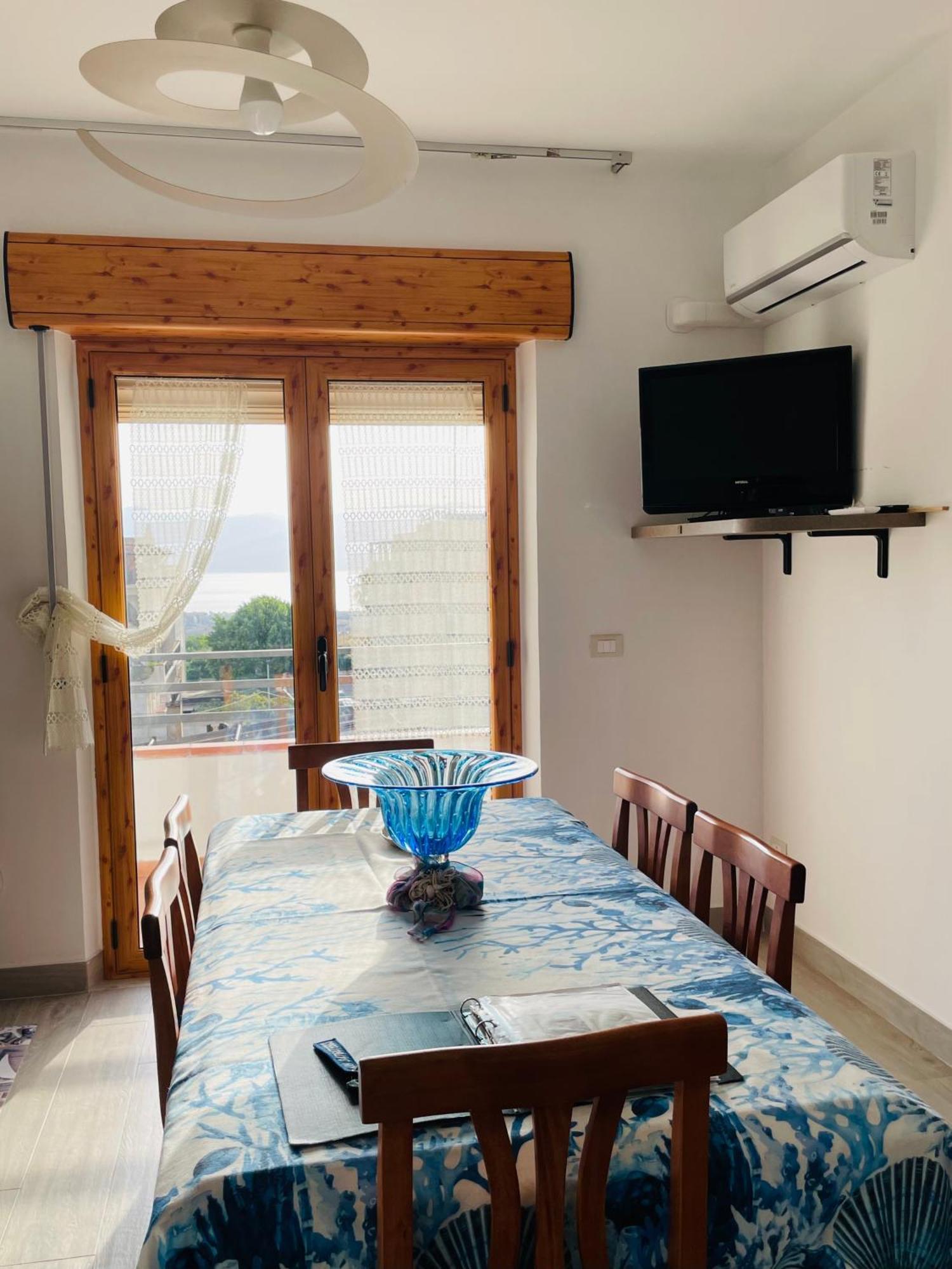 Vistamare Apartments Reggio di Calabria Ngoại thất bức ảnh
